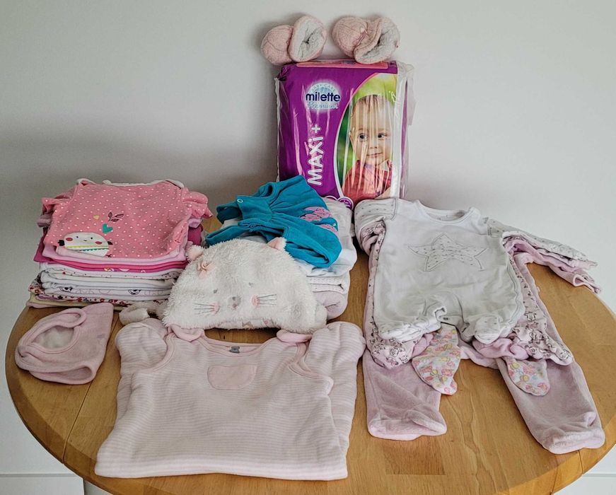 Vendemos várias peças de roupa da nossa Netinha de  (0 a 2 anos )