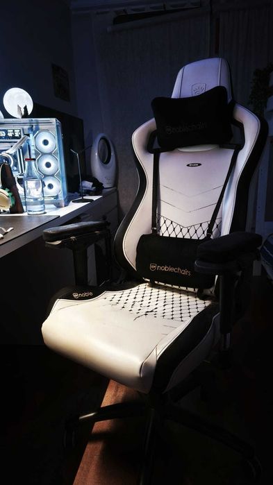 Cadeira Noblechair Epic PU Black/White Leather