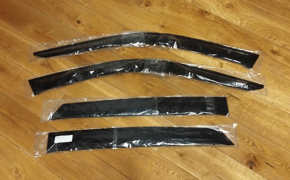 Дефлектори вітровики накладні Skoda Fabia 3 (2015-2021)