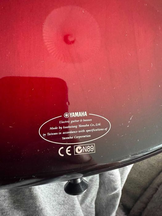 Gitara basowa Yamaha BB 405 +wzmacniacz Ashdown Perfect Ten 30W + akcesoria Gdańsk Łostowice