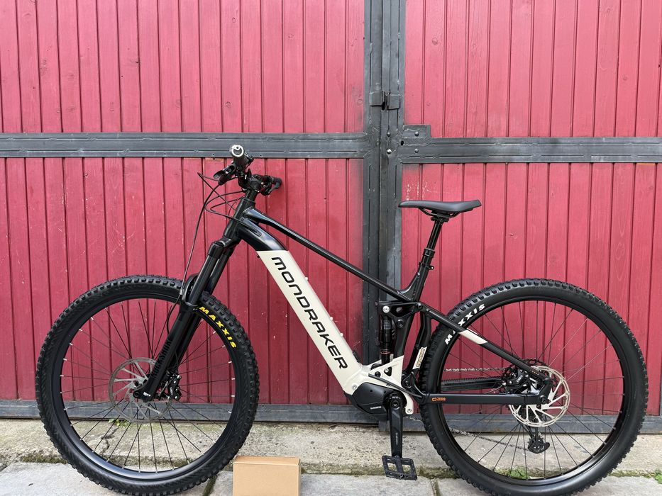 Велосипед Двухподвес Ендуро електро Mondraker Dusk 29