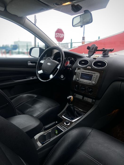 Ford Focus 2009 год 1.8 турбо дизель