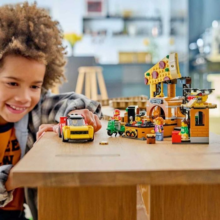Klocki Lego City 60496 Dostawa pizzy z pojazdami