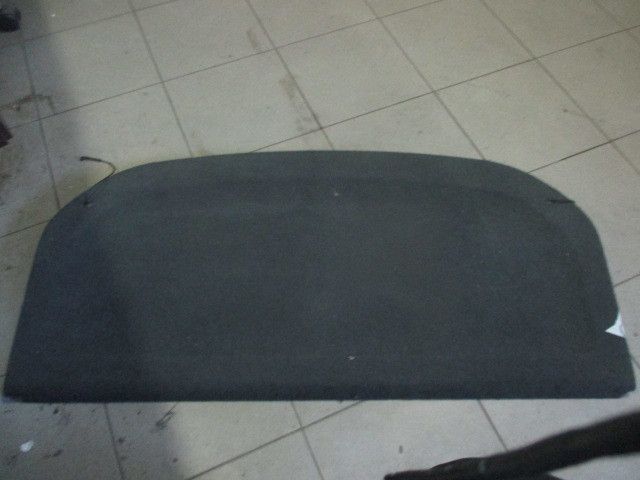 Chapeleira / tampo da mala TOYOTA Corolla Sedan (_E12_)