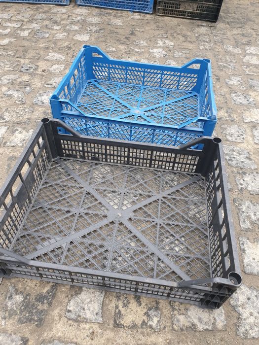 Ящики пластмасовые