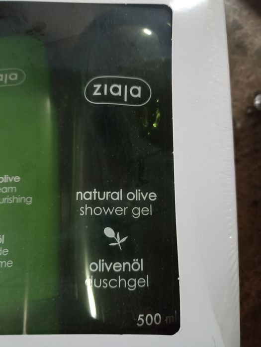 Conjunto corporal de Oliva - azeite