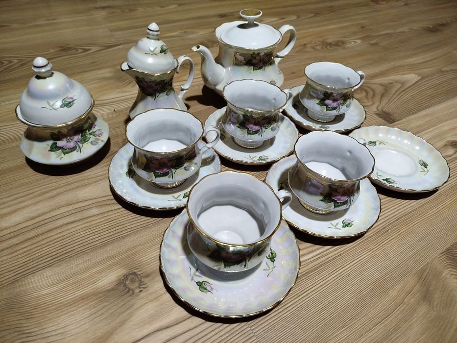 Чайний  сервіс " Шипшина "