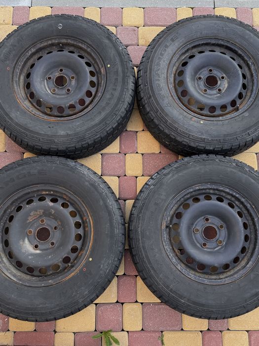 Opony Triangle AgileX AT 215/75R15 FELGI GRATIS