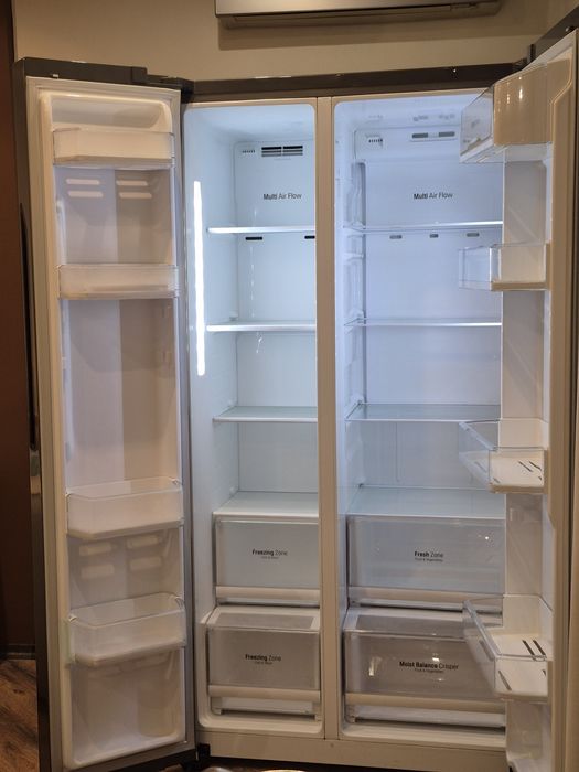 Холодильник Side-by-Side  LG дводверний модель GC-B247JMUV