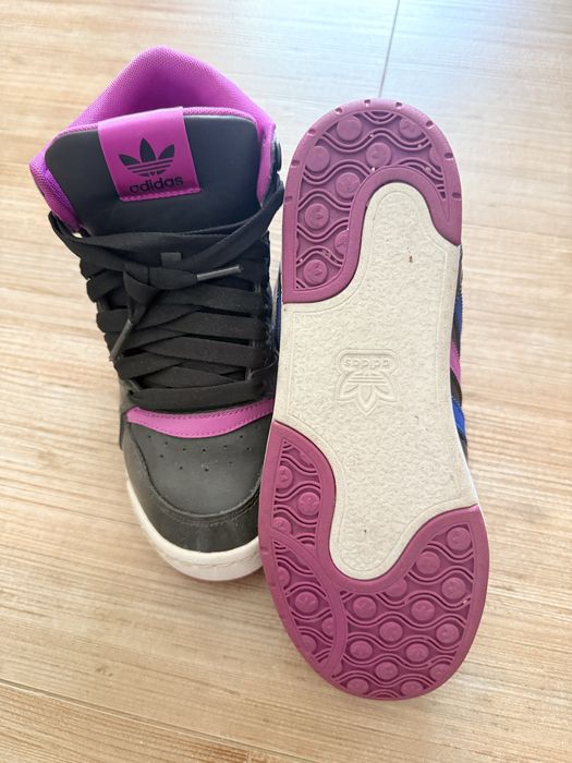 Ténis bota Adidas
