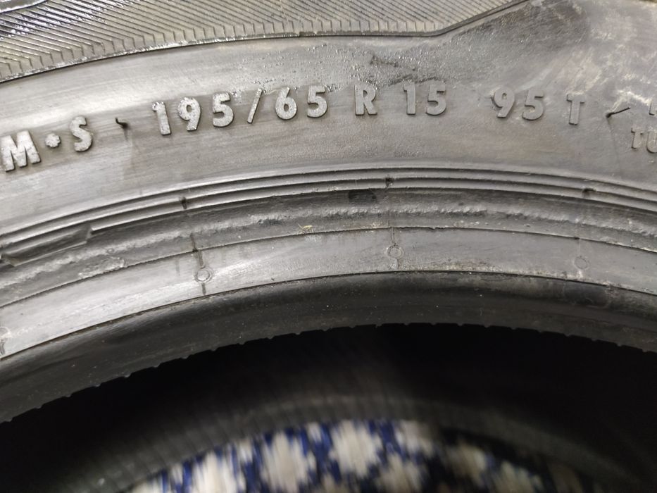 Opona zimowa 195/65r15 UNIROYAL 6mm