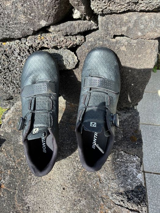 Sapatos Bontrager com sistema da Boa