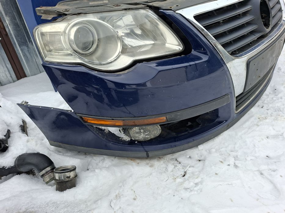 Volkswagen Passat b6 przód zderzak pas przedni lampy Europa  LA5E