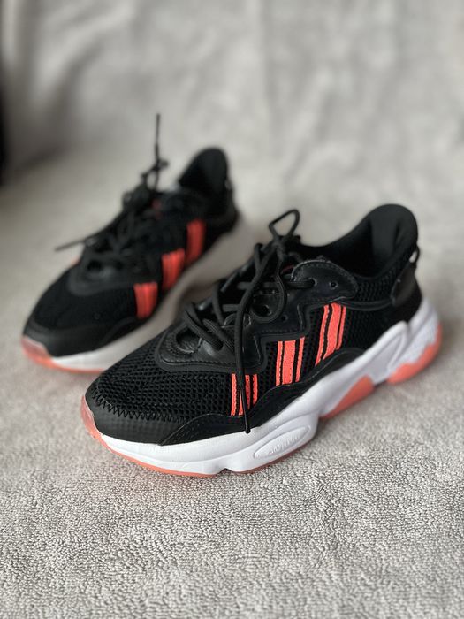 Кросівки adidas Ozweego