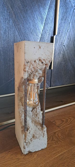 Lampka  betonowa loft