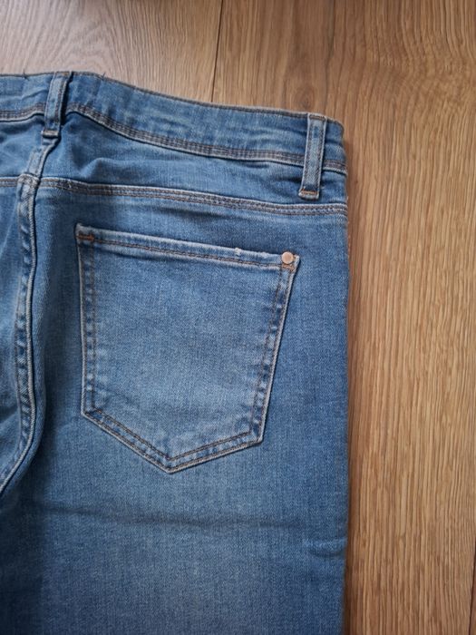 Spodnie jeansowe Denim Reserved 38 z lampasem