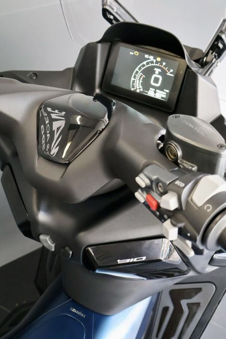 Zontes 310M ( 18 meses garantia)