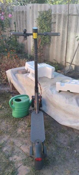 Самокат xiaomi Electric scooter flite GI BHR9603GI