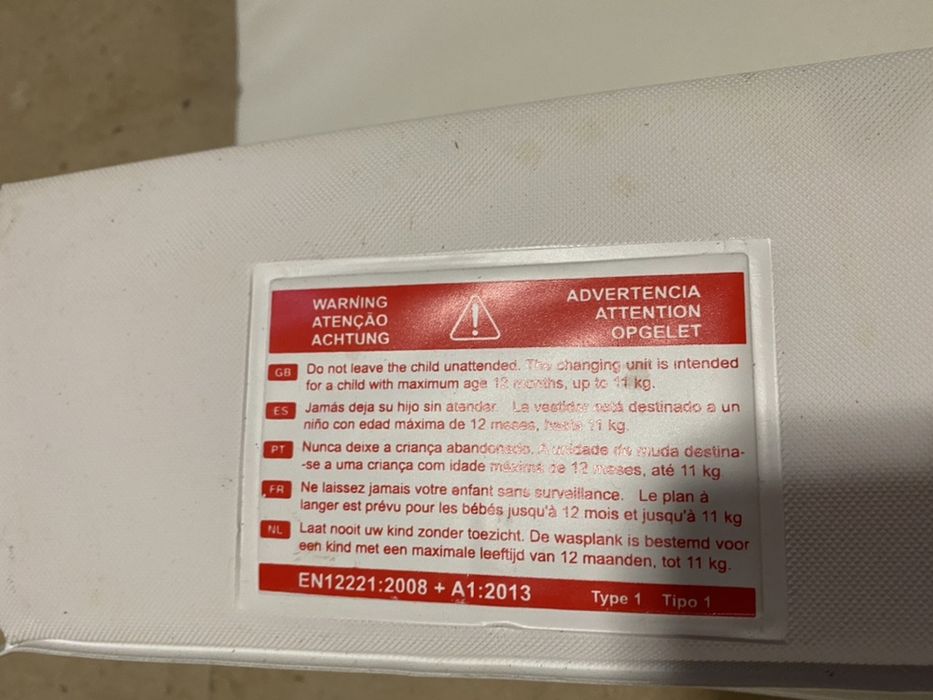 Trio bebé- balde, muda fraldas, e sanita