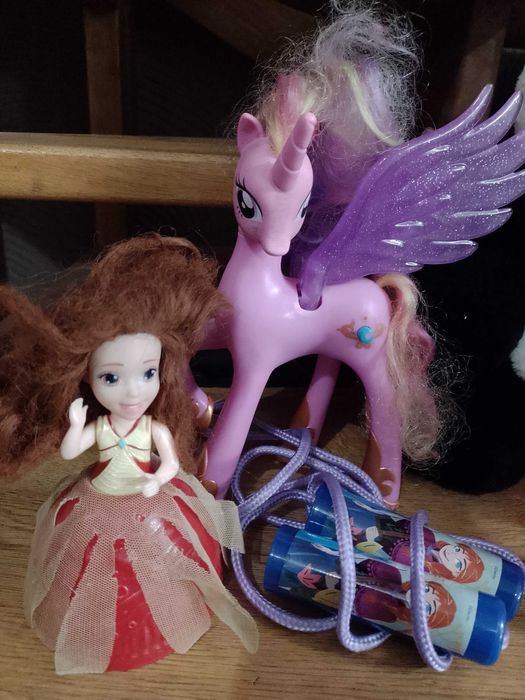 Zestaw zabawek Hasbro Pony i inne plecak 5szt