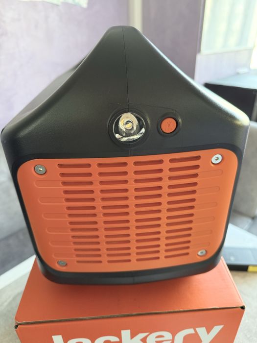 Зарядная станция Jackery Explorer 1000EU 1002Wh