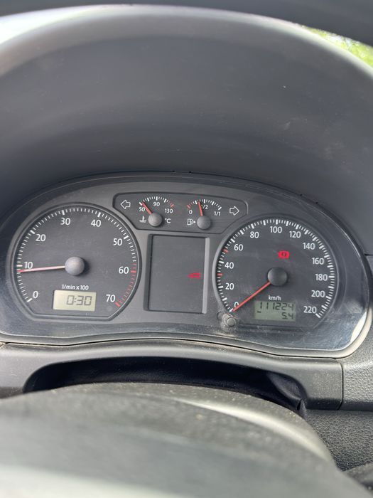 Двері Volkswagen Polo IV(4 9N) 1.2 AZQ/BMD разборка/розборка LA7W ресталінг