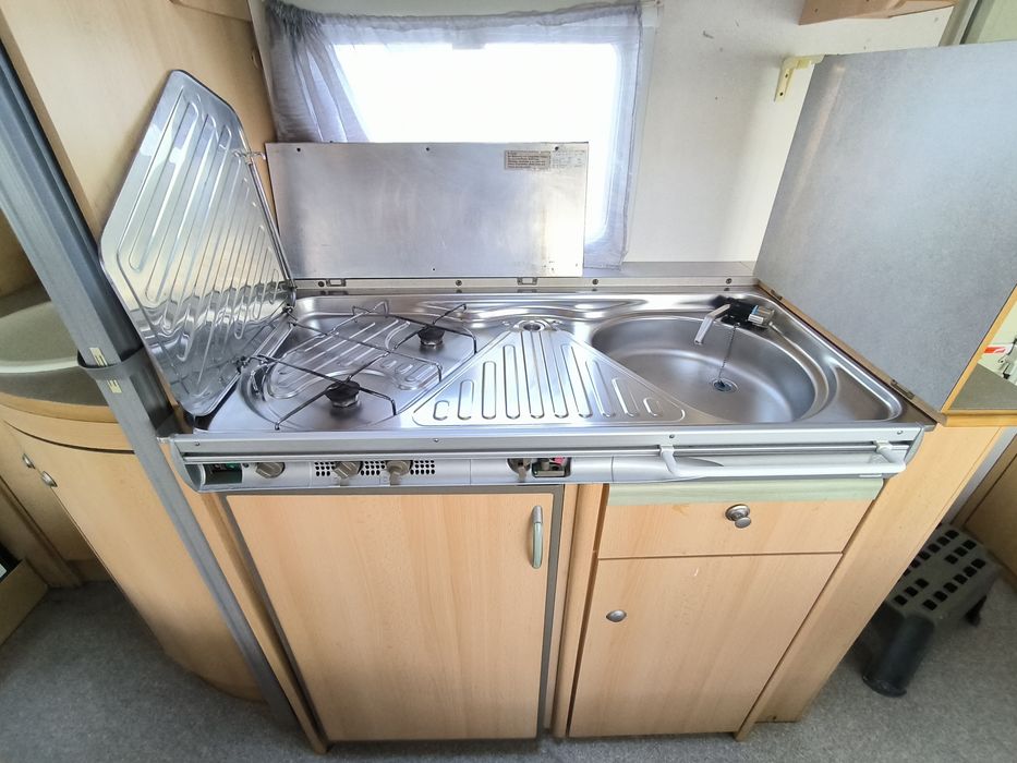 Caravana Knaus  Eifelland 460