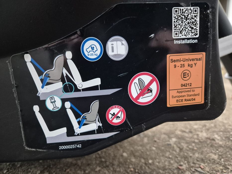 Fotelik Britax Romer Max Way 9-25kg RWF (tyłem)