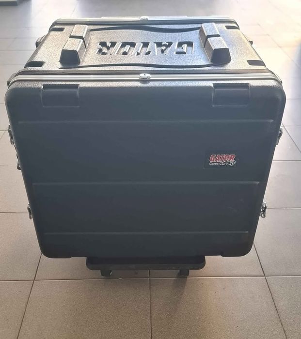 Vendo Rack Gator GR-8L + Gaveta + Skate