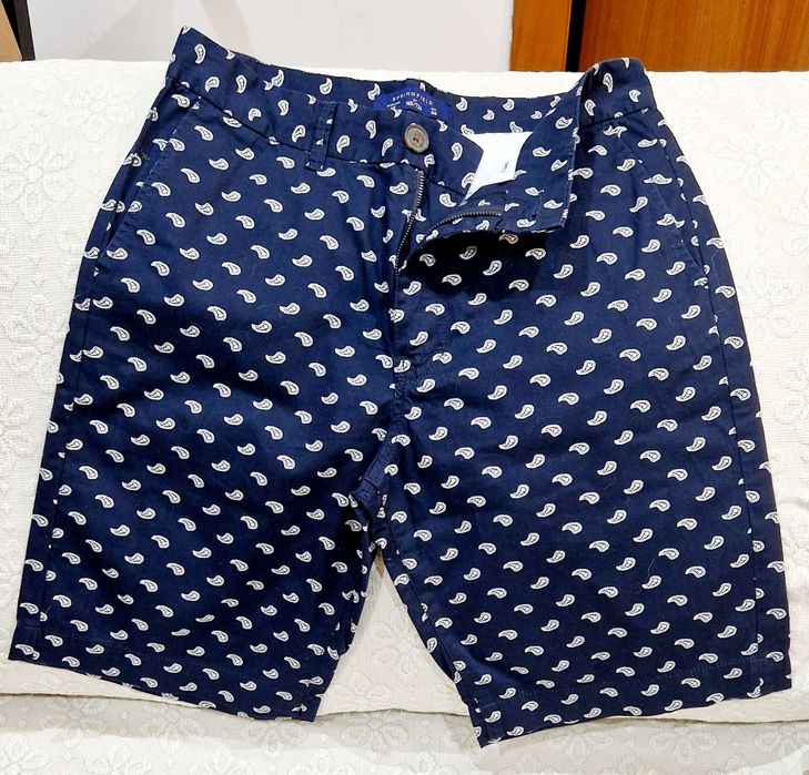 Roupa de marca semi- novas.