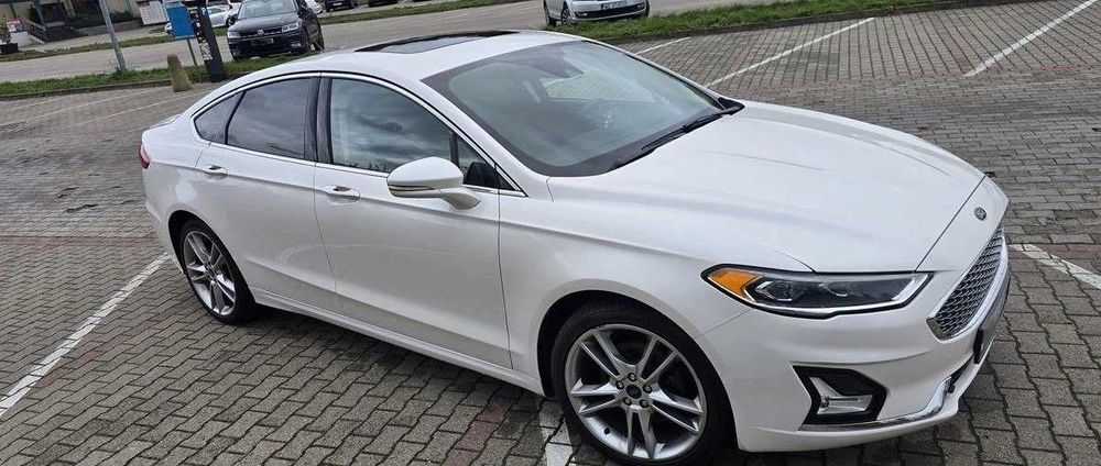 Ford Fusion 2020 року Plug-in Hybrid