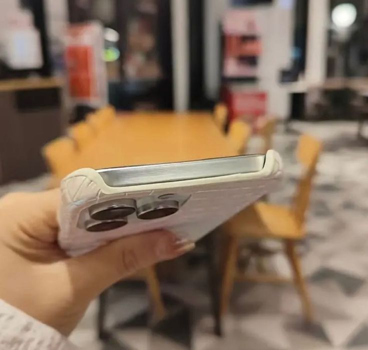 Чохол на iPhone 15 pro