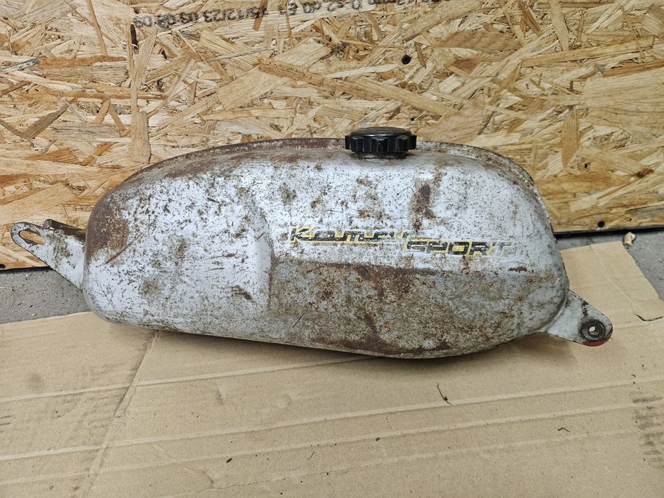 Zbiornik paliwa Bak Komar Sport Romet Polo