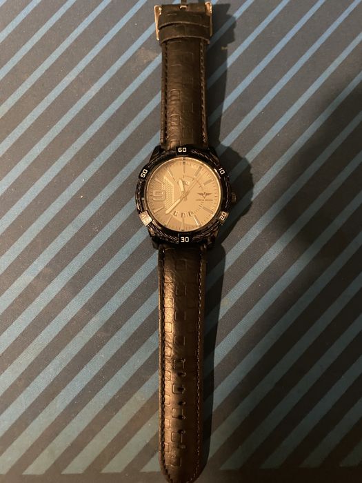 Relogio Preto traducional