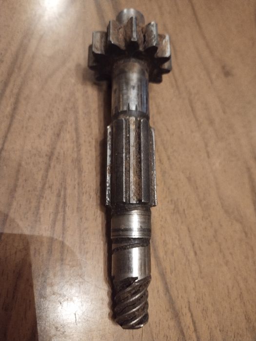 Продам вал промежуточный