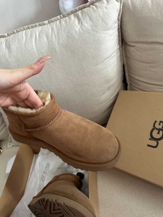UGG Classic Mini Boots Chestnut r.37