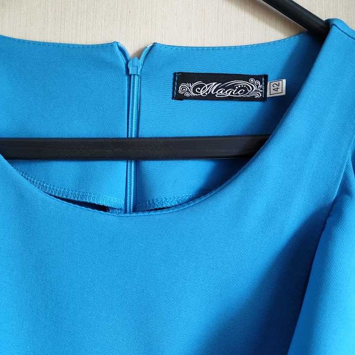 нарядное платье-футляр