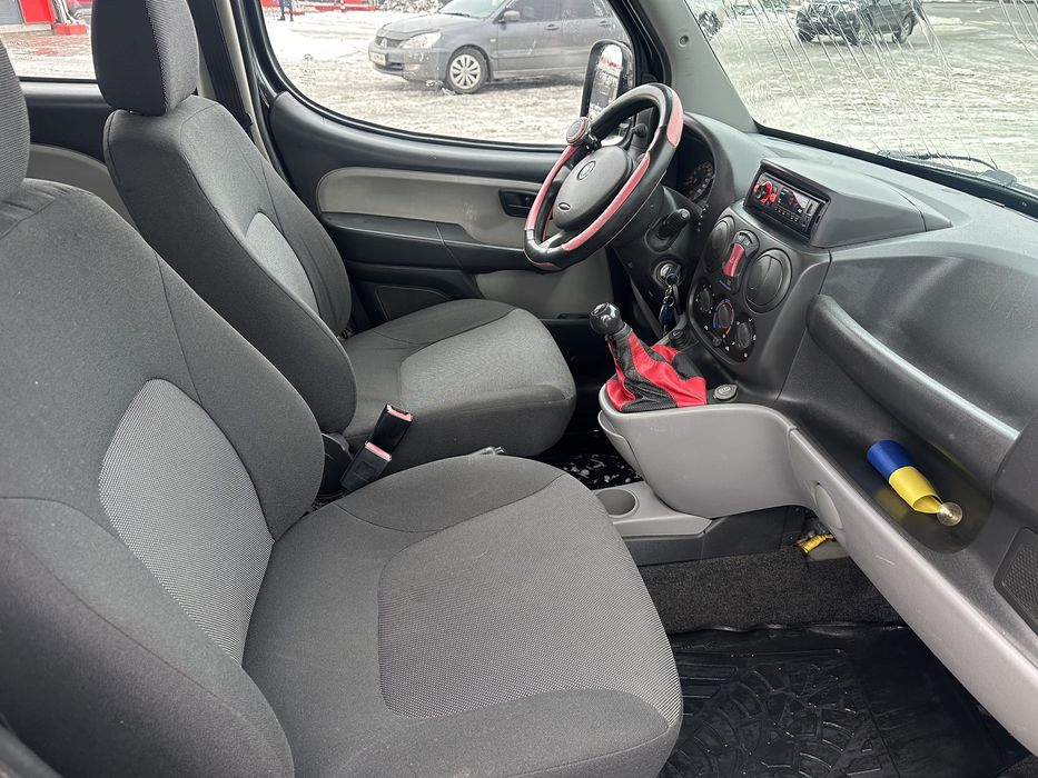 Продам фіат добло заводський пасажир 1.9 дизель