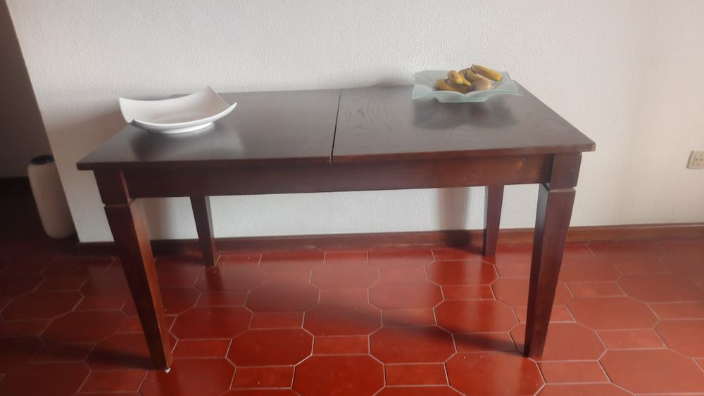Móvel de sala estante + mesa de jantar extensível