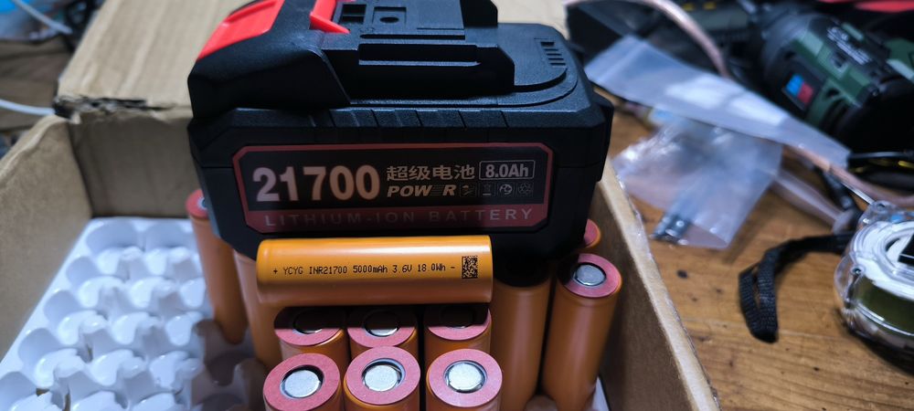 Bateria li-ion Makita 21v 10Am reais nova