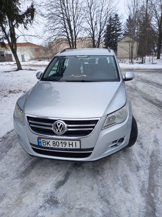 Авто тигуан 2.0тді 6 ст .привід перед