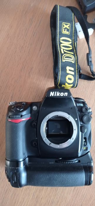 Nikon d 700  lustrzanka