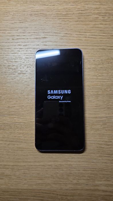 Samsung Galaxy S24+ 12/256 GB – fioletowy – bardzo ładny stan