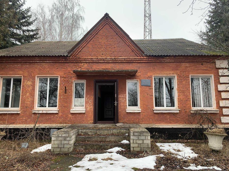 Комерційна нерухомість у Бахмачі: 1000+ кв.м для вашого успіху!