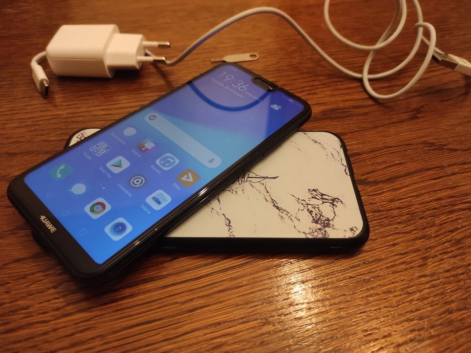 Huawei p20 lite 4/64GB, szkło na ekranie, oraz etui