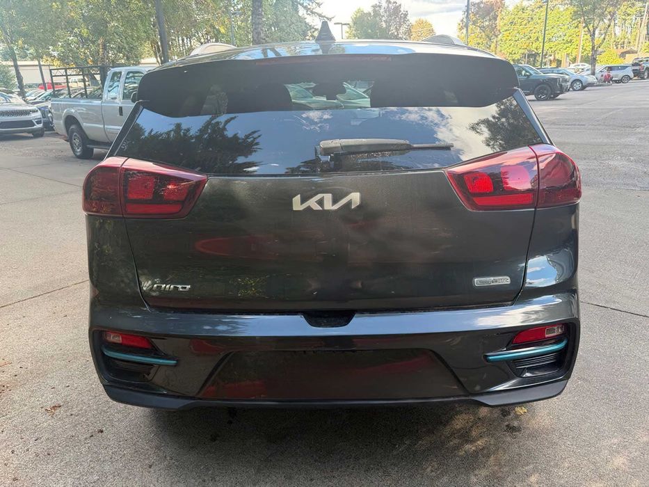 Kia Niro EV      2021