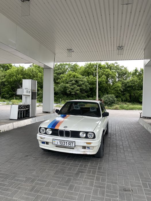 BMW E30 1.8 газ бензин на ходу