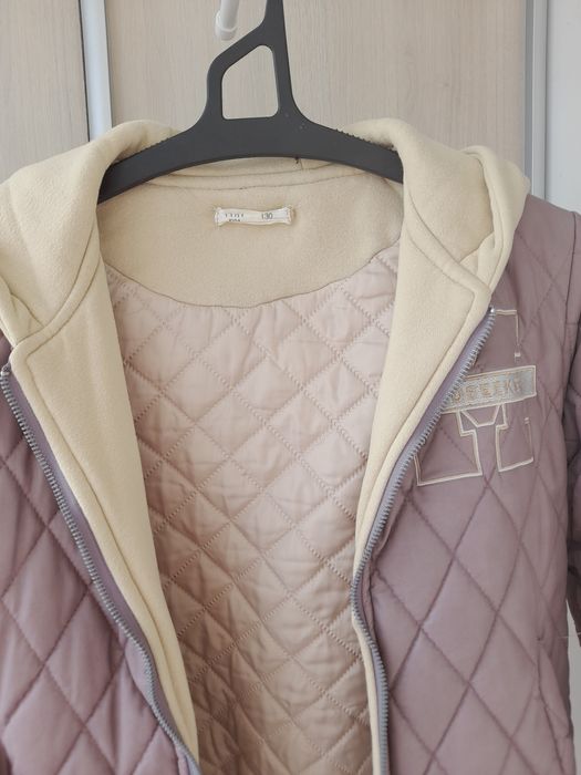 Куртка стильна, пальто