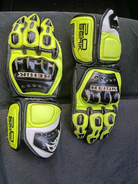 Мото перчатки Berik M