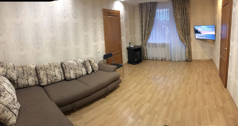 Простора 2 кімнатна кв. біля лісу,Поляна,Закарпаття,поруч ринок,котел